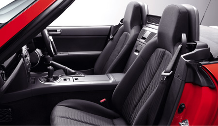 【未開封】マツダ ロードスター RS マツダ ロードスター RS RHT 2010年式 中古車詳細 | プロに