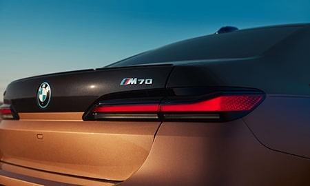 BMW i7 M70 X DRIVE
