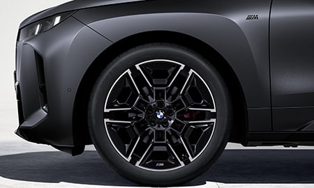 BMW iX M70 X DRIVE