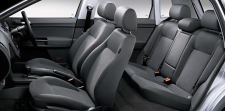 ポロ（フォルクスワーゲン）2ドア（2005年9月）｜カタログから