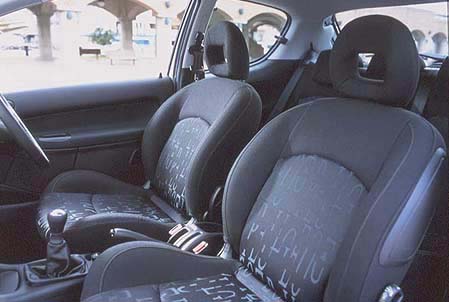 206(プジョー)XS(2001年3月)|カタログから中古車を 206(プジョー)XS(2001年3月)|カタログから中古車を